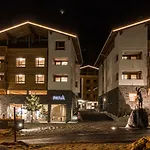 Privà Alpine Apartment *
