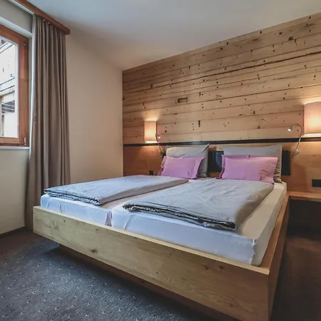 Privà Alpine Appartement *